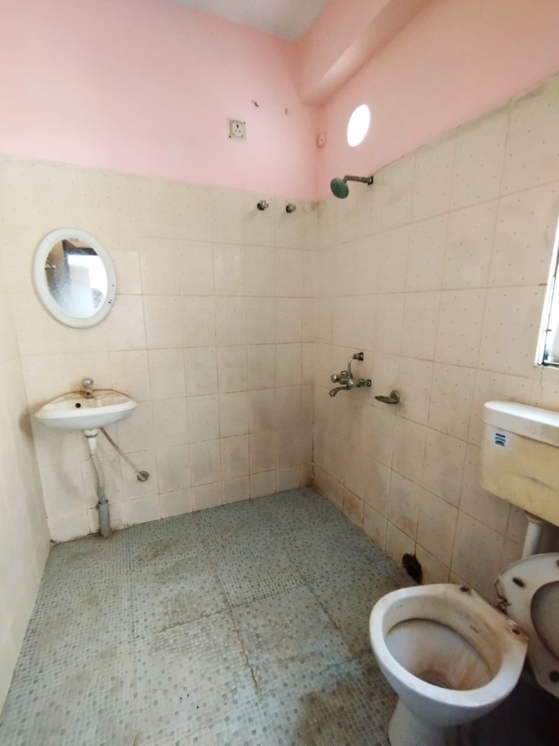 Unfurnished 2bhk in Panjabari Rd, Barbari Village, Guwahati, Assam, India for Rent